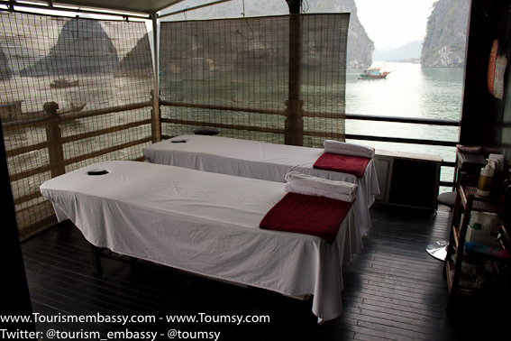 Halong bay Luxury services